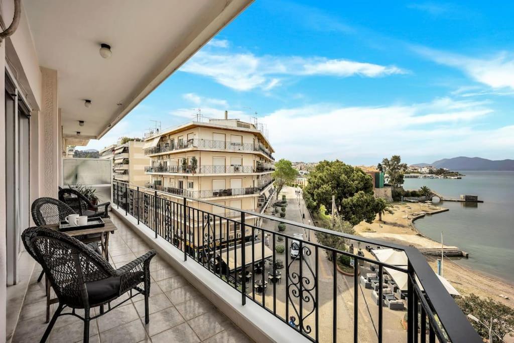 Bright Central Apartment With Splendid Sea View! Chalkís Exterior foto