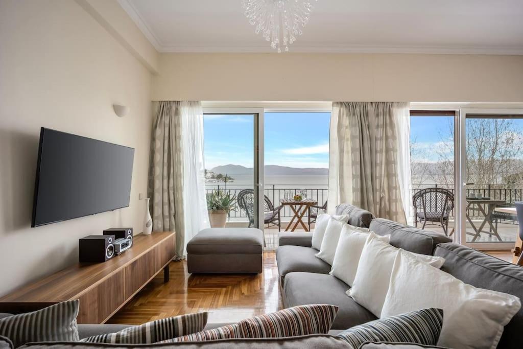 Bright Central Apartment With Splendid Sea View! Chalkís Exterior foto